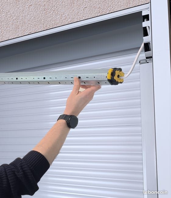 Avant après électrification volet roulant manuel en Somfy